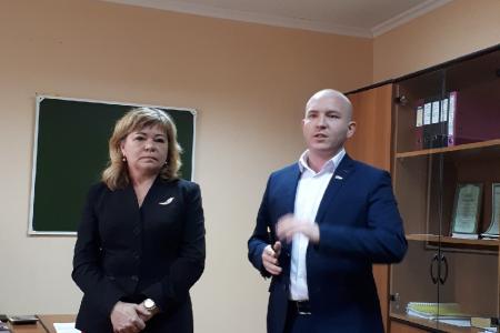 Ненецкий автономный округ. Депутаты-коммунисты проводят активные встречи с трудовыми коллективами 