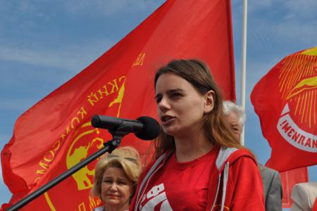 Состоялась рабочая поездка ленинградских коммунистов и комсомольцев в Великий Новгород