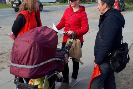 Коммунисты Ненецкого округа продолжают уличные встречи с жителями Нарьян-Мара и поселка Искателей