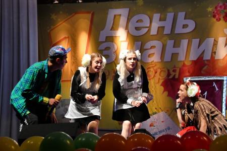 Г.А. Зюганов принял участие в торжественных мероприятиях, посвященных Дню Знаний, в Совхозе имени Ленина
