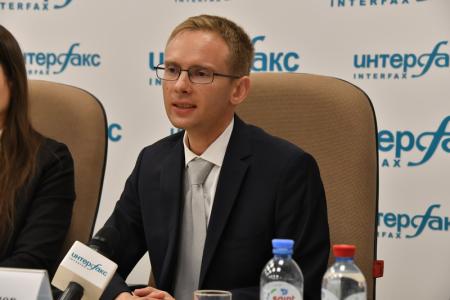 Нам исключительно важно показать пример созидательной работы!