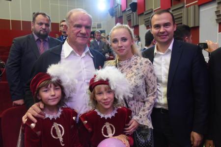 «Вы все здесь победители!» Г.А. Зюганов поздравил участников Всероссийского конкурса детского и юношеского творчества «Земля талантов»