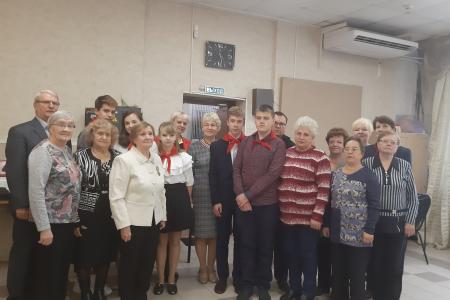 Ивановская область. Депутаты-коммунисты поздравили ветеранов с днем пожилого человека