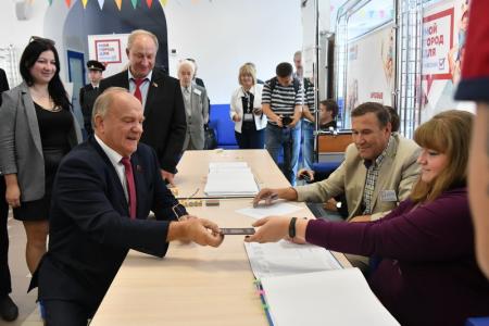 Г.А. Зюганов: «Я надеюсь, что выборы нам помогут выйти на дорогу устойчивого развития»