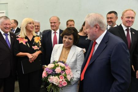 Г.А. Зюганов выступил на открывшейся в Госдуме выставке «Ирина Роднина. Непобедимая»