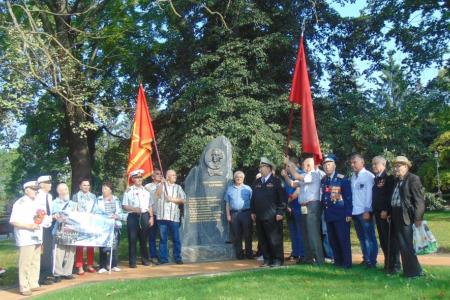 В Калининградской области прошел военно-патриотический автопробег