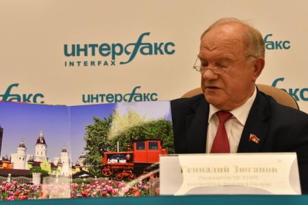 Нам исключительно важно показать пример созидательной работы!