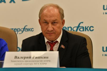 Нам исключительно важно показать пример созидательной работы!