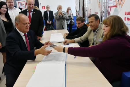 Г.А. Зюганов: «Я надеюсь, что выборы нам помогут выйти на дорогу устойчивого развития»