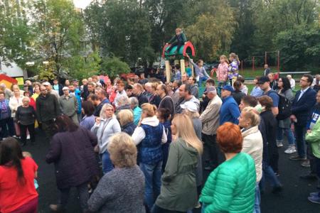 Москва. Медведково: жители против точечной застройки