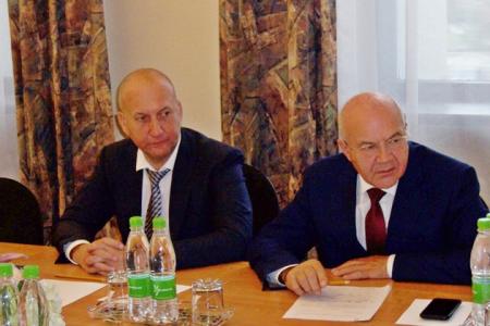 Депутаты-коммунисты провели первое заседание фракции КПРФ в Государственном Совете республики Татарстан