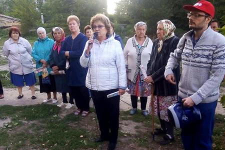 Саратовская область. Ольга Алимова и Виктор Черваков провели встречу с жителями