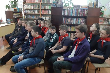 Ивановская область. Пионеры Кинешмы  ознакомились с новинками краеведческих изданий