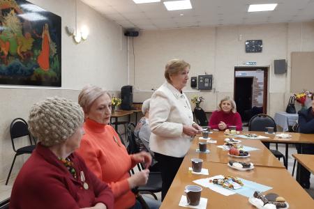 Ивановская область. Депутаты-коммунисты поздравили ветеранов с днем пожилого человека