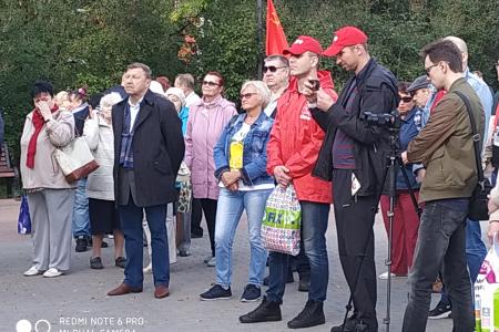 В Мурманске прошел митинг под лозунгом «За честные выборы! Ни одного голоса "Единой России"»