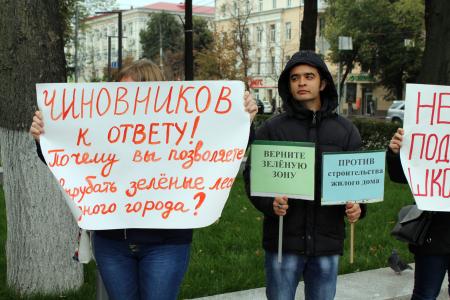 Воронеж. Лизюкова, 50 (а): жители и здравый смысл победили