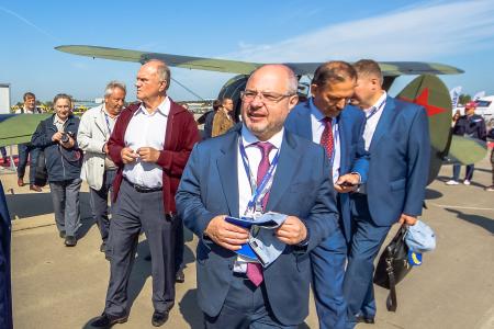 Пролетят ли штурмовики советского времени над Красной Площадью в День Победы?