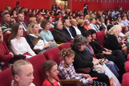 «Вы все здесь победители!» Г.А. Зюганов поздравил участников Всероссийского конкурса детского и юношеского творчества «Земля талантов»