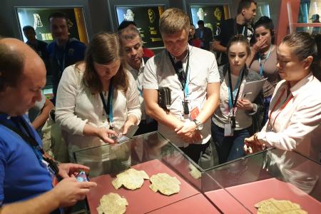 Провинция Хэнань гостеприимно встречает делегацию КПРФ