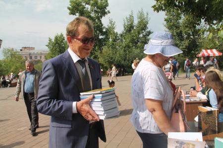 Владимир Поздняков принял участие в открытии литературного праздника «Забайкальская осень»