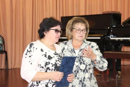 О.Н. Алимова посетила Саратовскую школу искусств