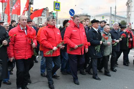 Г.А. Зюганов на митинге в Москве: Вечная память героям! Да здравствует Советская власть!