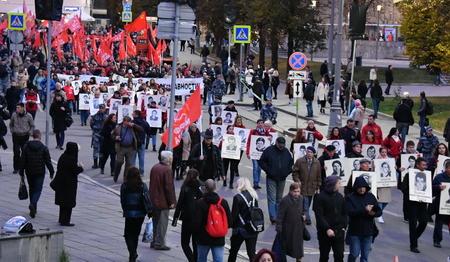 Г.А. Зюганов на митинге в Москве: Вечная память героям! Да здравствует Советская власть!