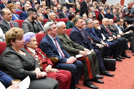 В Подмосковье открылся IX (октябрьский) Пленум ЦК КПРФ