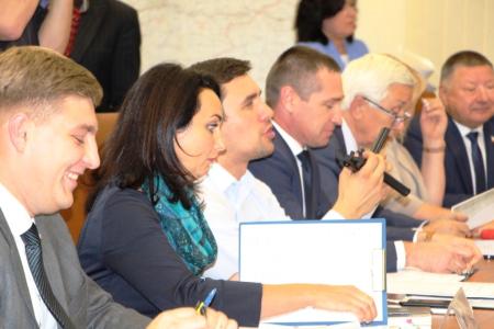 Скандал в Саратовской облдуме: кандидатуру от КПРФ в квалификационную коллегию судей отказались даже рассматривать!