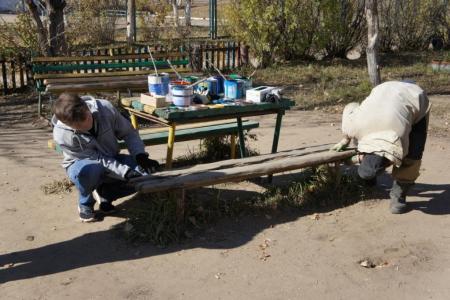 Забайкальский край. Коммунисты организовали субботник во дворах в городе Чите