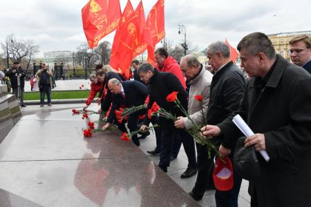 Г.А. Зюганов: Комсомол – наша общая судьба!