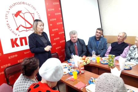 В Кургане состоялась встреча депутатов-коммунистов с активом областного отделения ОО «Дети войны»