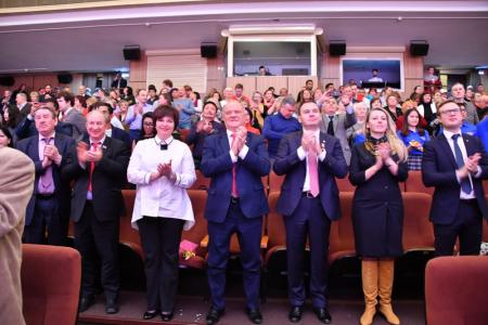 В Москве состоялся праздничный концерт, посвященный 101-й годовщине Ленинского Комсомола