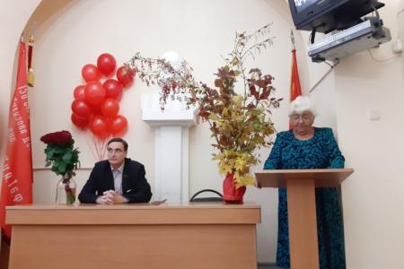 Орловские коммунисты организовали концерт для ветеранов в День пожилого человека