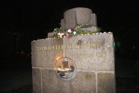 3 октября коммунисты Воронежа провели акцию возле монумента жертвам белого террора