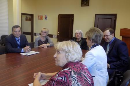 В Воронежском обкоме КПРФ при поддержке Сергея Гаврилова прошла встреча с педагогами
