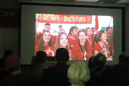В Чебоксарах прошли торжественные мероприятия в честь Дня рождения комсомола