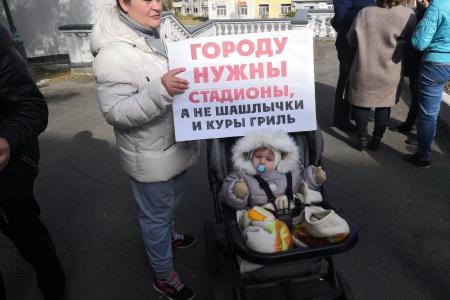 Приморский край. Жители города Артема при поддержке КПРФ требуют от властей остановить варварское уничтожение парков и скверов