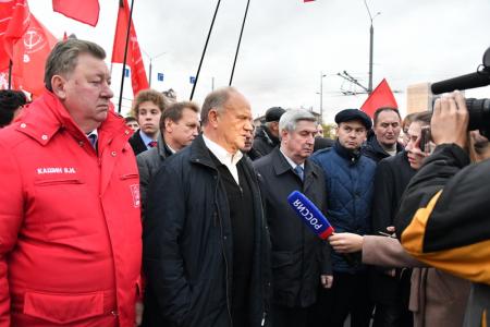 Г.А. Зюганов на митинге в Москве: Вечная память героям! Да здравствует Советская власть!