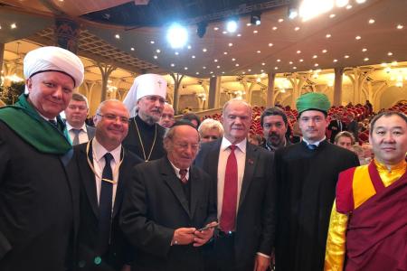 «Сбережение народа - это ключевой вопрос». Г.А. Зюганов принял участие в работе XXIII Всемирного Русского Народного Собора