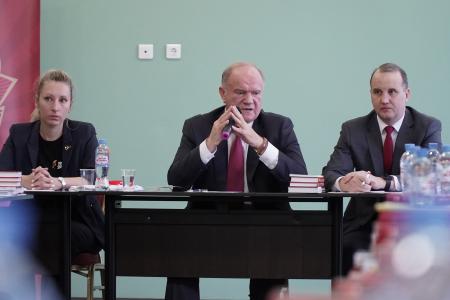 Геннадий Зюганов встретился с обучающимися в Центре политической учебы ЦК КПРФ