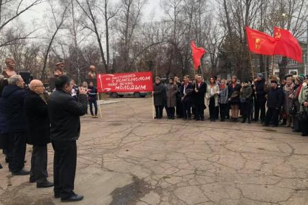 В Алтайском крае прошли праздничные акции в День Комсомола