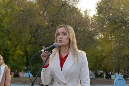 «Черный октябрь»: Новосибирцы почтили память защитников Советской власти