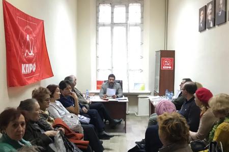 В новой общественной приёмной депутата Госдумы А.А. Ющенко в Уфе прошла первая встреча с жителями