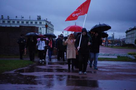 Санкт-Петербург. Памяти защитников советской власти