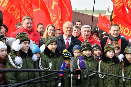 Г.А. Зюганов: Комсомол – наша общая судьба!