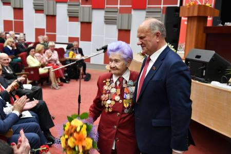 В Подмосковье открылся IX (октябрьский) Пленум ЦК КПРФ