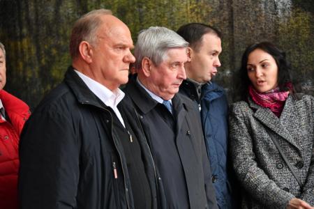 Г.А. Зюганов на митинге в Москве: Вечная память героям! Да здравствует Советская власть!