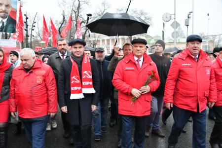 Курс на социализм и великое союзное государство!