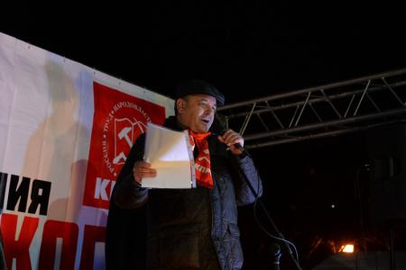 Новосибирские коммунисты потребовали сделать 7 ноября государственным праздником